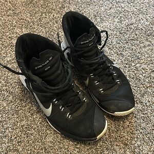 Nike Prime Hype 2016 Men’s Size 8.5 Used Condition